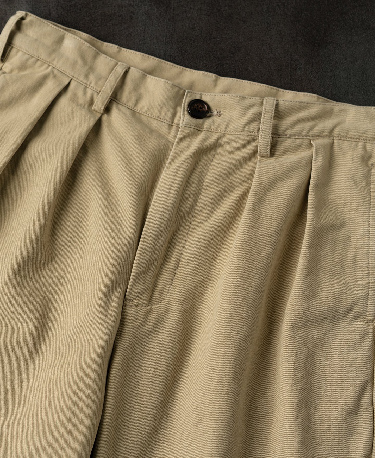 Classic Fit Two-Pleated Chino - Khaki