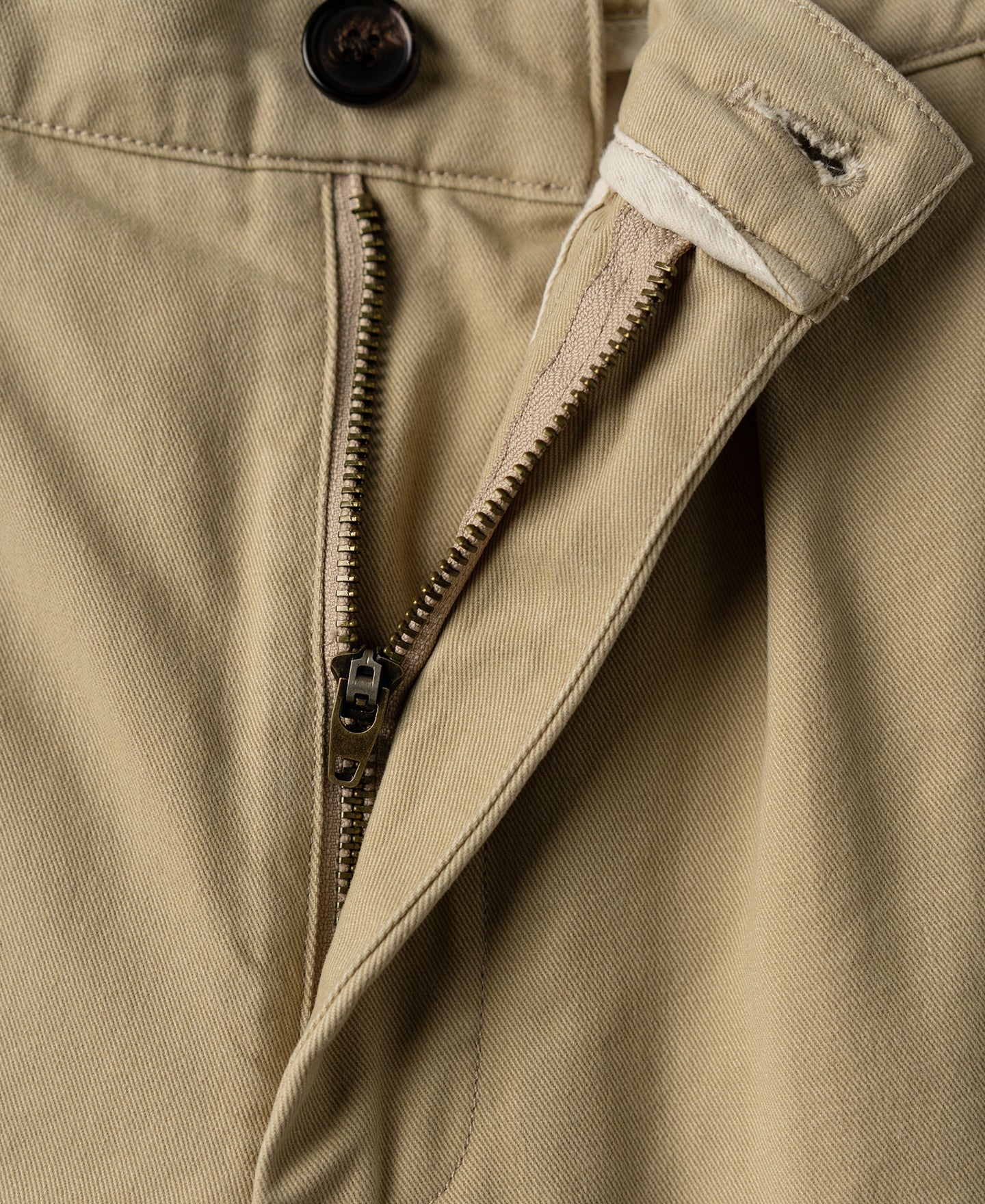 Classic Fit Two-Pleated Chino - Khaki