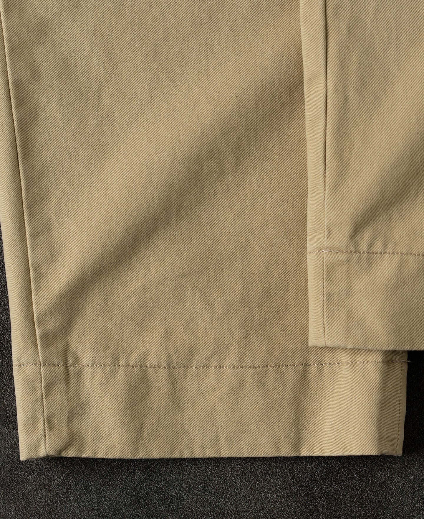 Classic Fit Two-Pleated Chino - Khaki