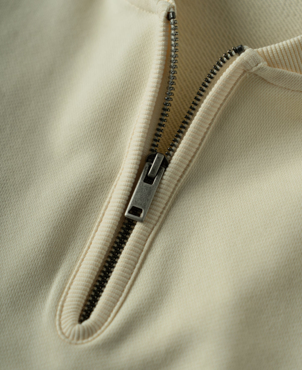 Vintage Baseball Collar Quarter-Zip Sweatshirt - Apricot