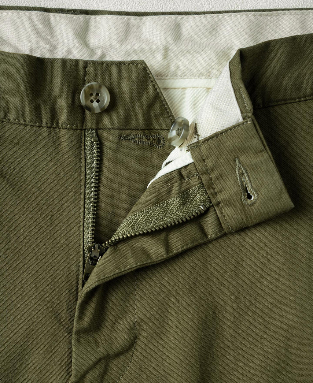 Cotton-Blend Slim Tapered Trousers - Olive