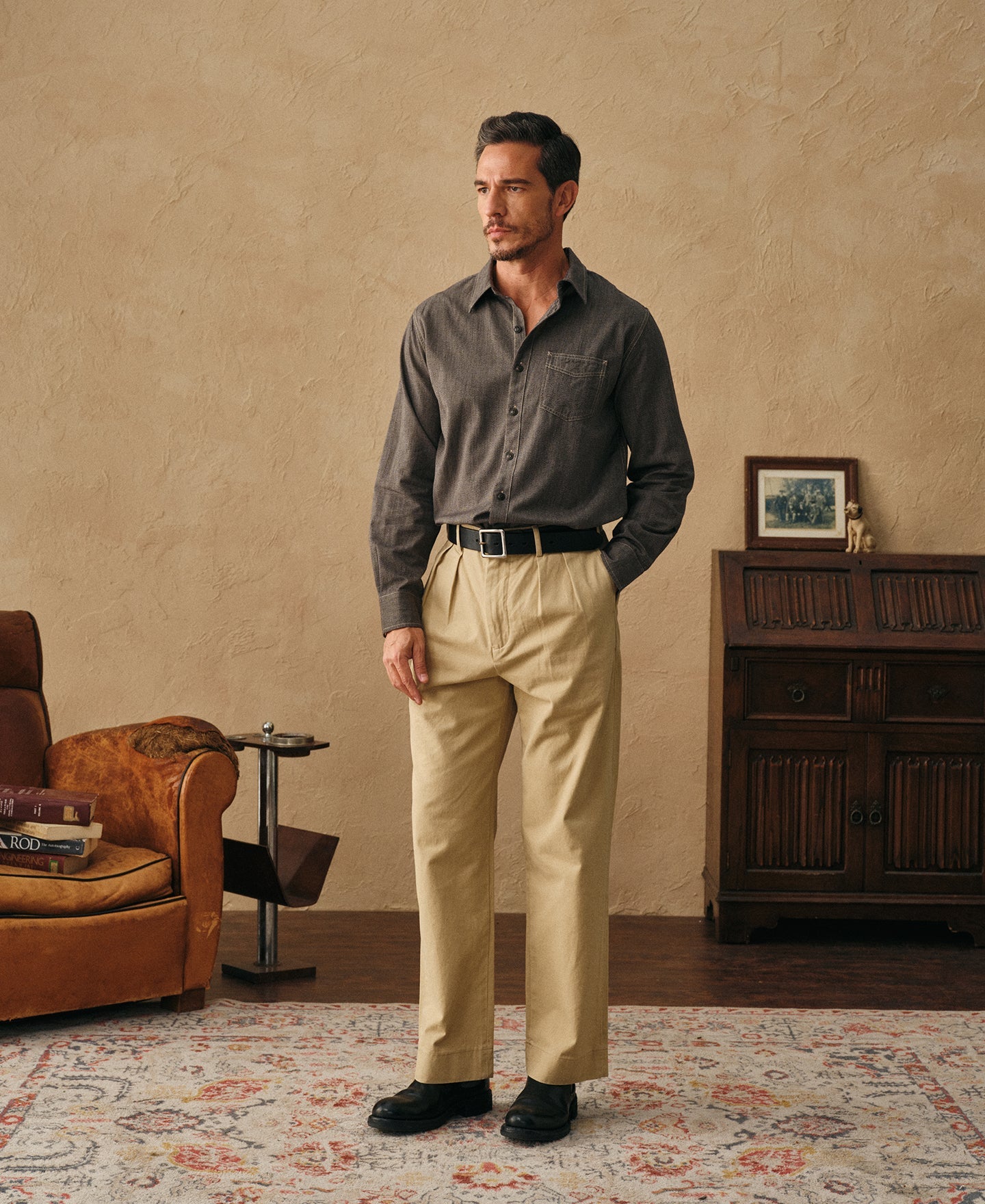 Classic Fit Two-Pleated Chino - Khaki