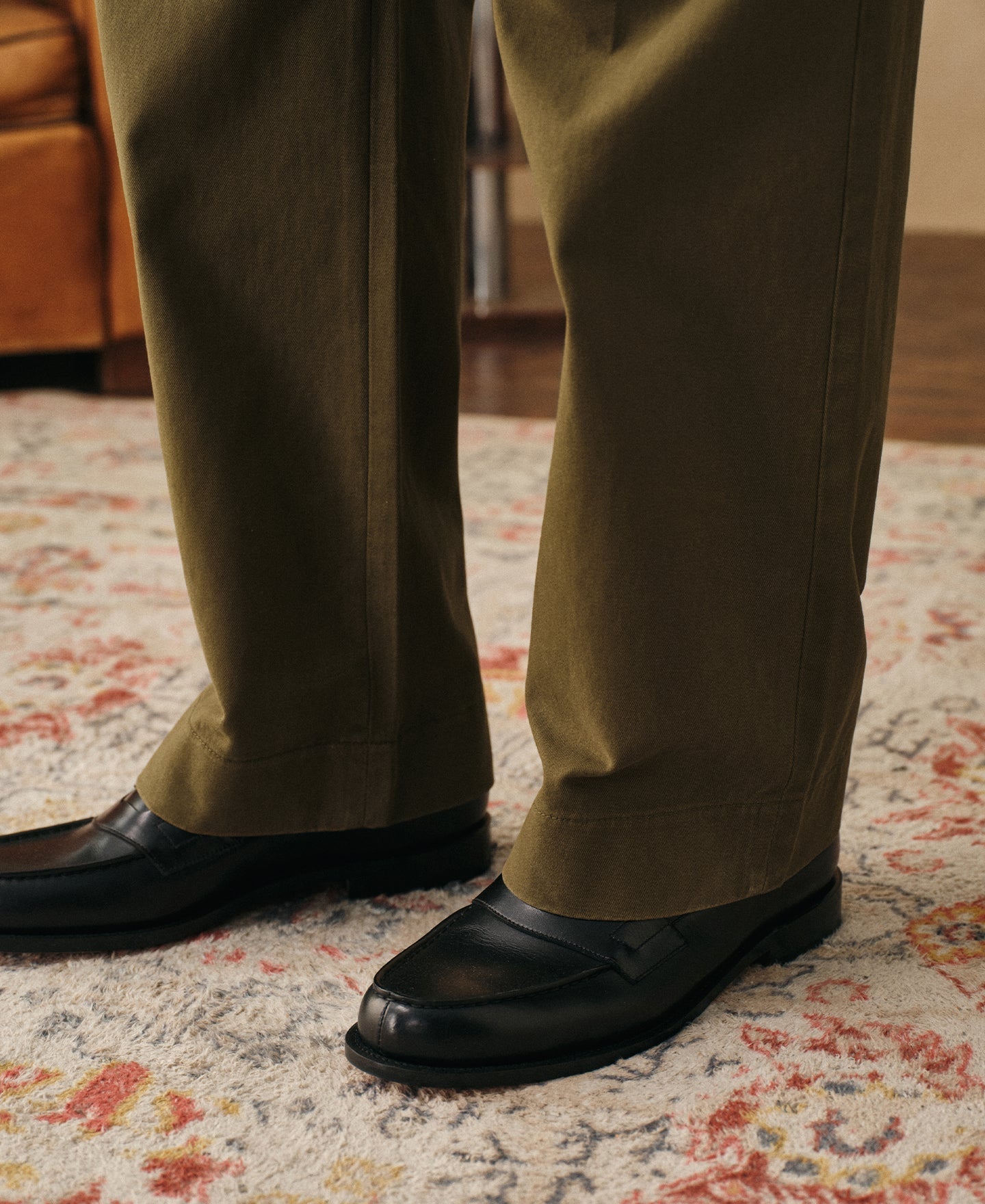 Classic Fit Two-Pleated Chino - Olive