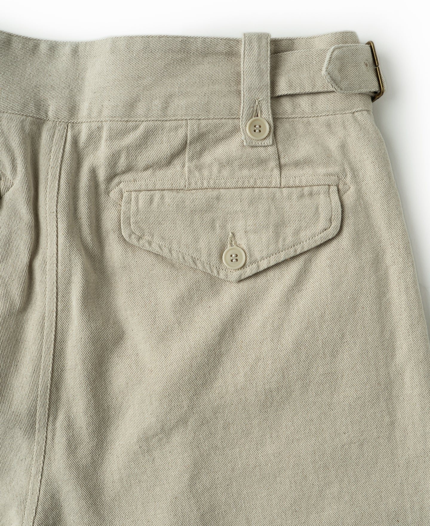 British Army Cotton-Linen Gurkha Shorts - Natural