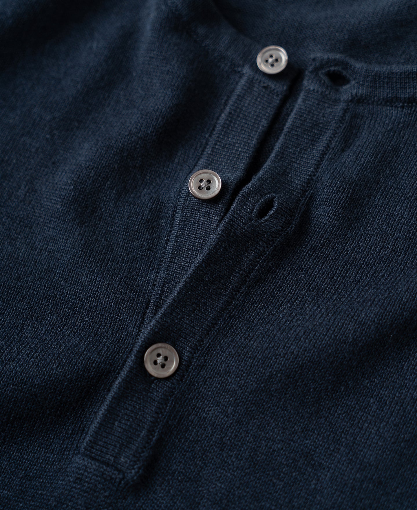 Linen Cotton Blend Knit Henley T-Shirt - Indigo