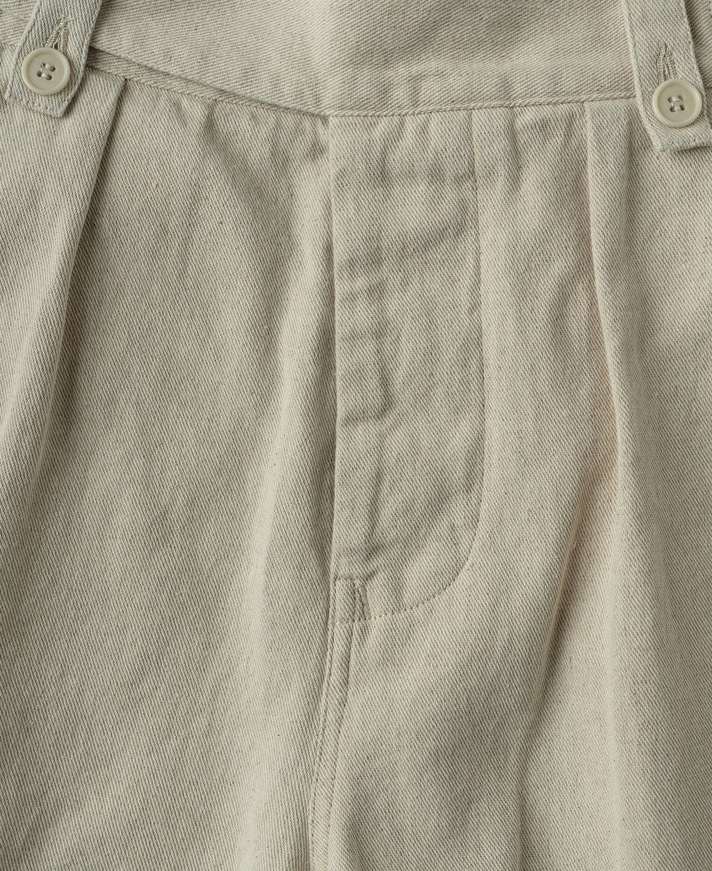 British Army Cotton-Linen Gurkha Shorts - Natural