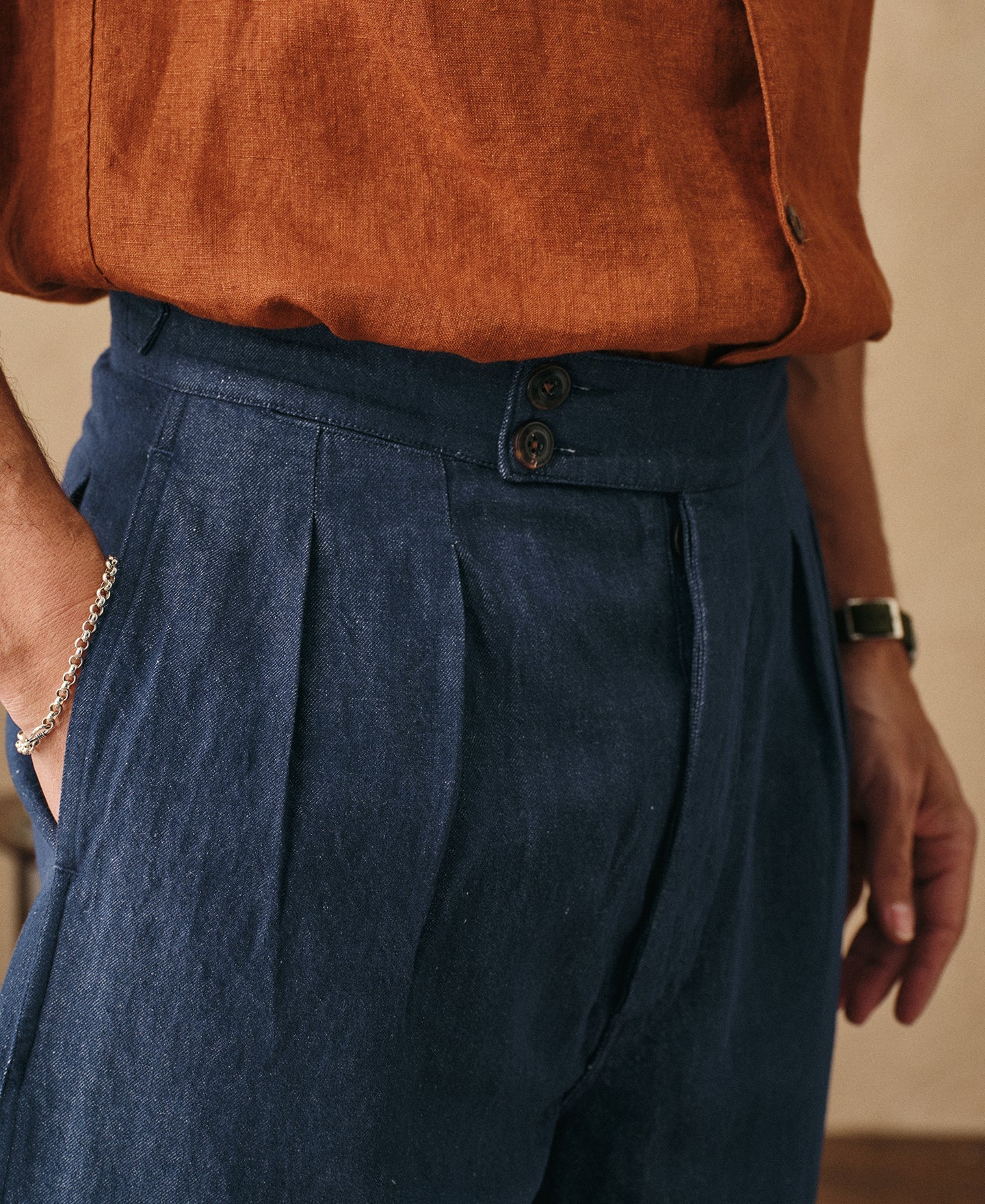 Relaxed Double-Pleated Hemp-Cotton Shorts