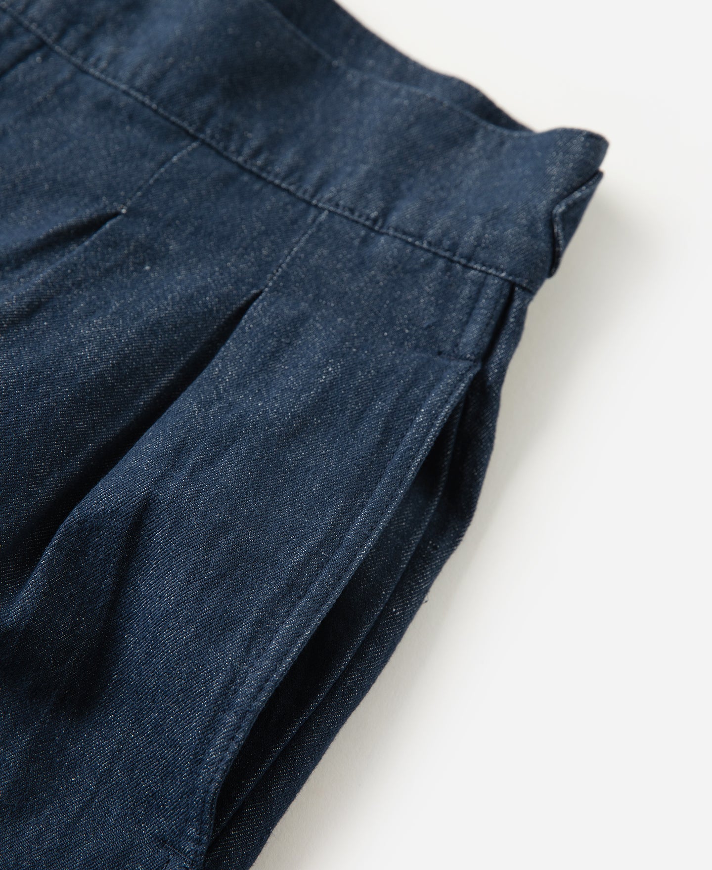 Relaxed Double-Pleated Hemp-Cotton Shorts
